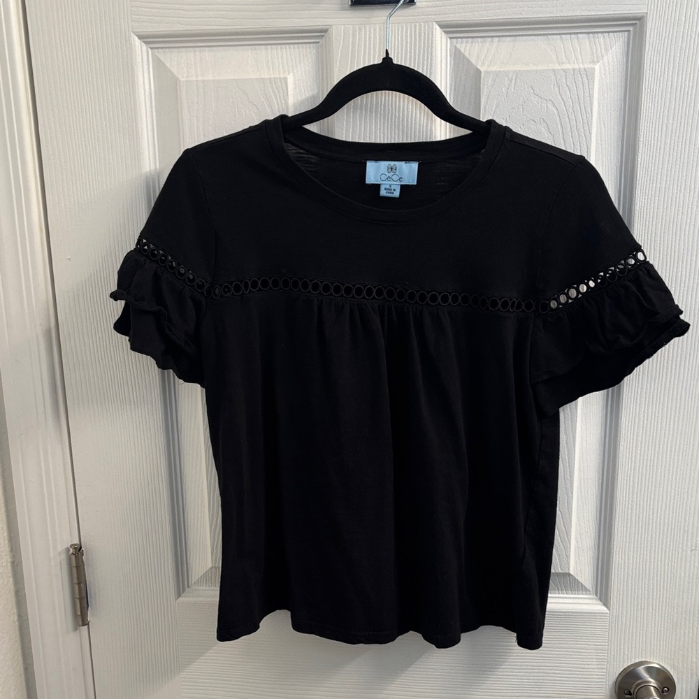 Women's CeCe Black Short Sleeve Eyelet Ruffle Tee - Super Sassy! Size Small
